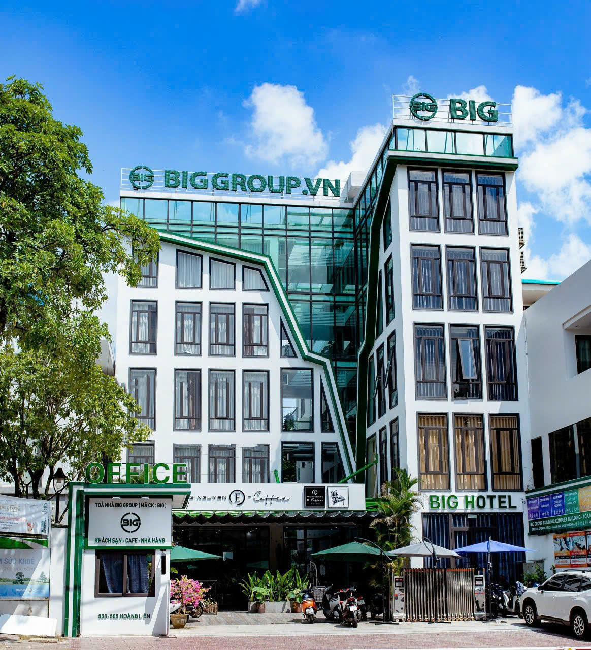 Big Hotel